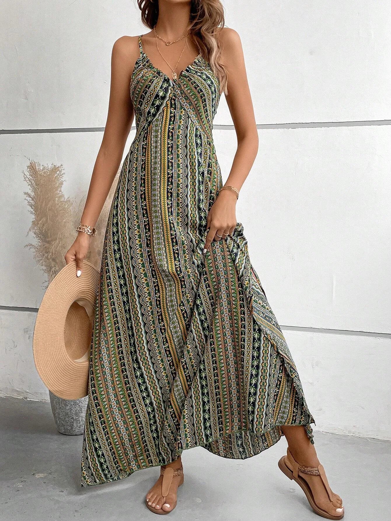 Vestido Longo Feminino Estampado com Decote Halter