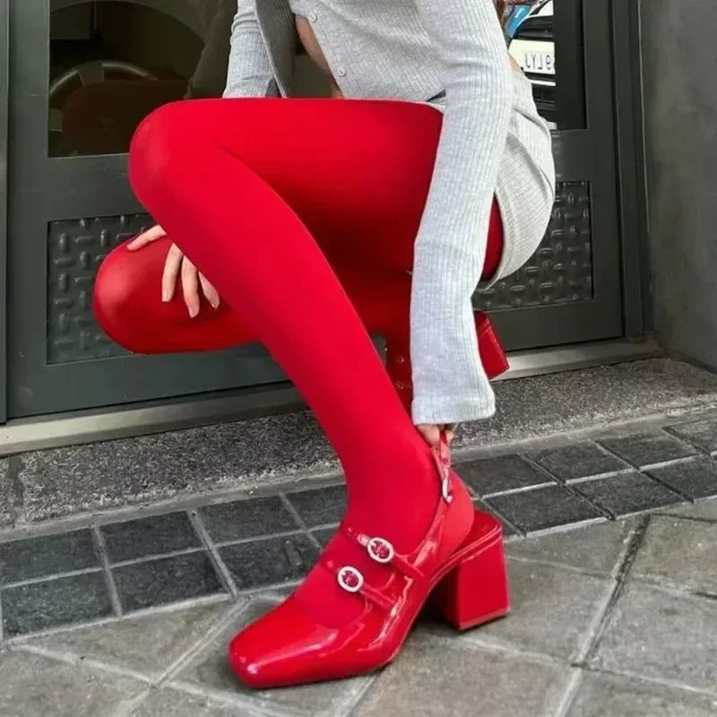 Meia‑Calça Feminina Aveludada 80D – Conforto, Elasticidade e Cobertura Elegante para o Dia a Dia