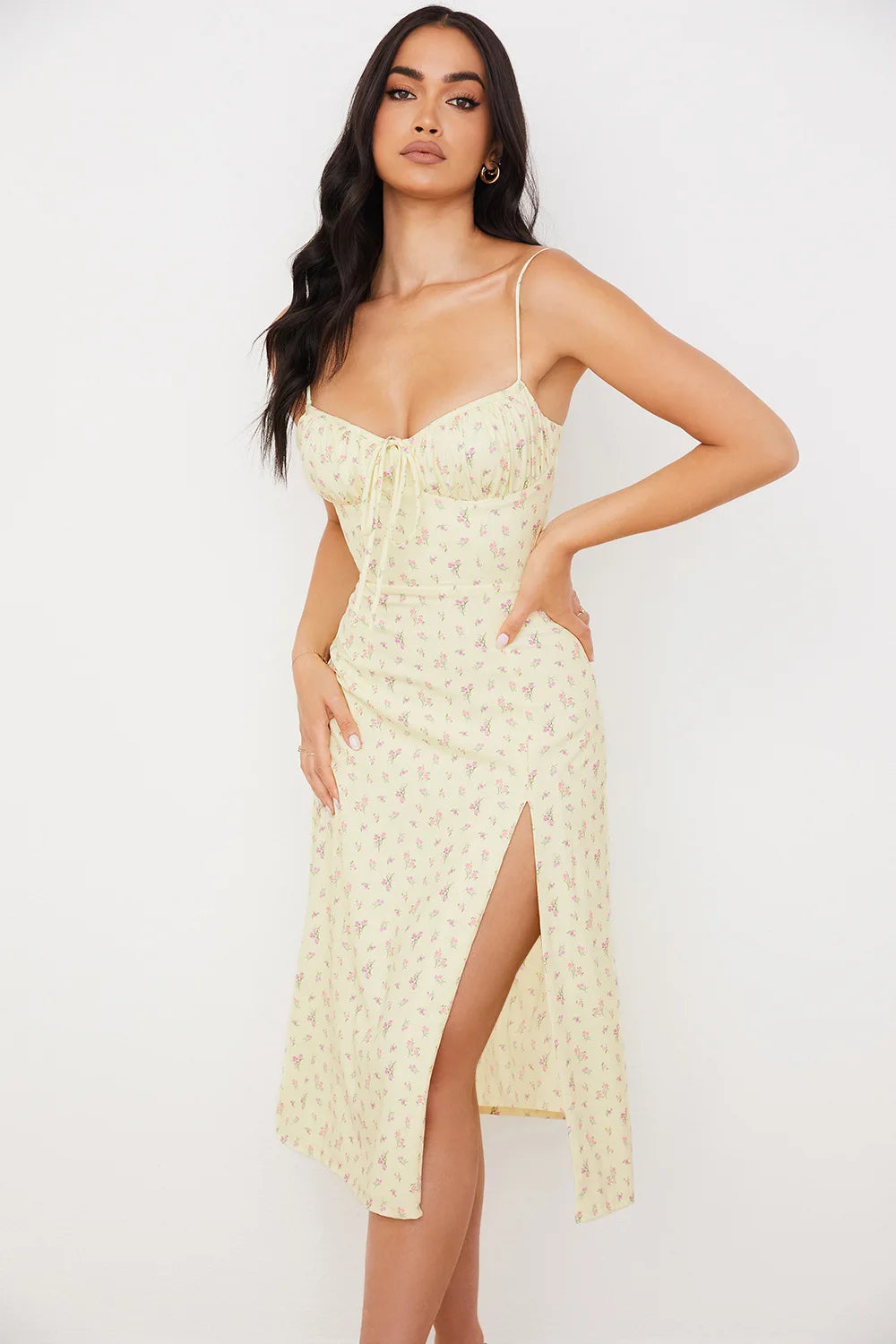 Vestido Longo Floral Feminino Vintage com Costas Abertas – Elegante, Ajustado e Perfeito para o Verão