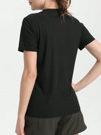 Camiseta Fitness Feminina Ultralight de Secagem Rápida – Leve, Respirável e Confortável para Treinos e Corridas