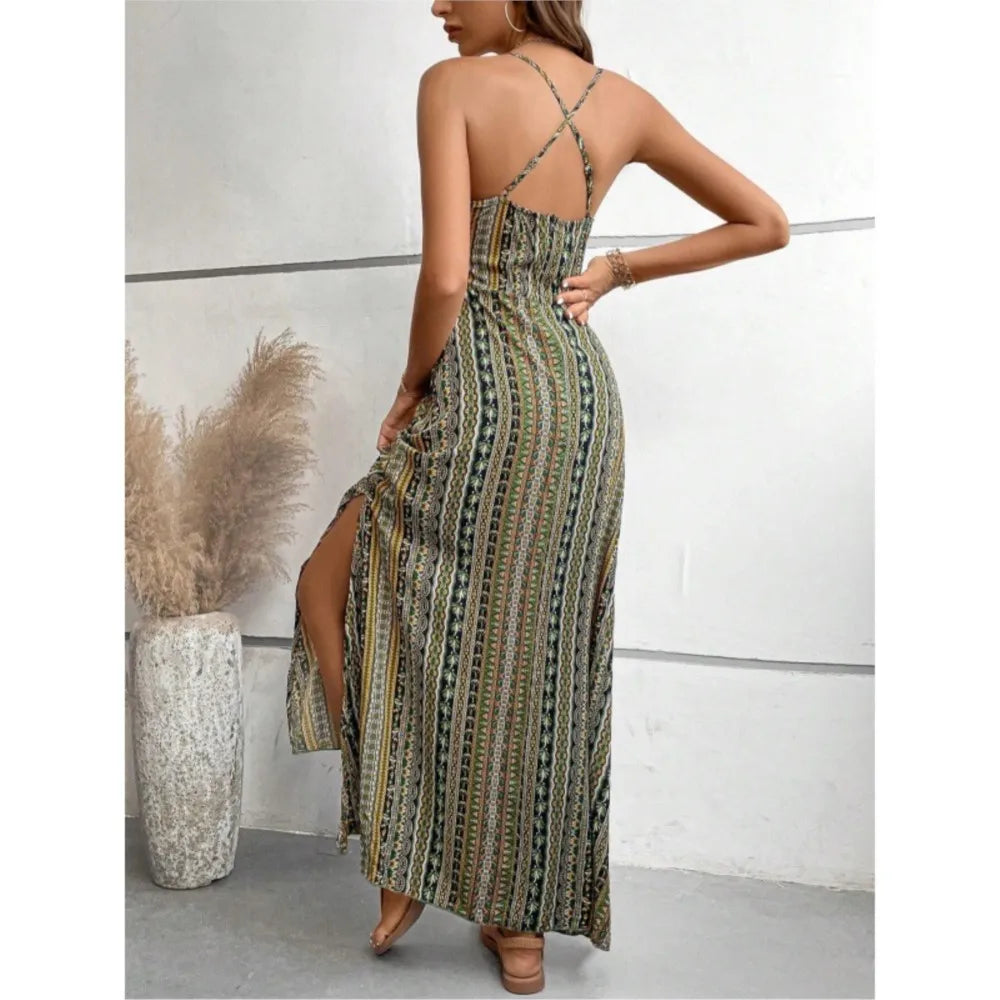 Vestido Longo Feminino Estampado com Decote Halter