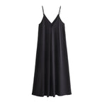Vestido Longo Feminino Preto com Costas Abertas – Decote V, Alças Finas