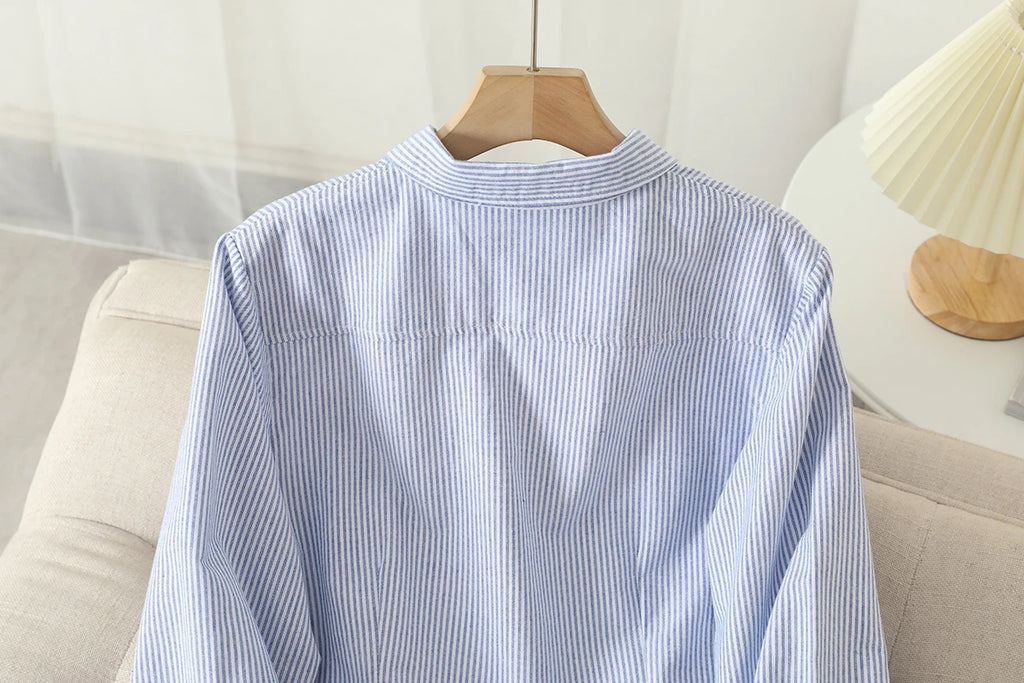 Camisa Feminina Casual em Algodão Oxford – Clássica, Confortável e Atemporal