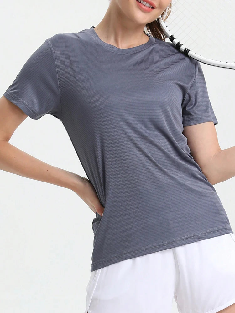 Camiseta Fitness Feminina Ultralight de Secagem Rápida – Leve, Respirável e Confortável para Treinos e Corridas