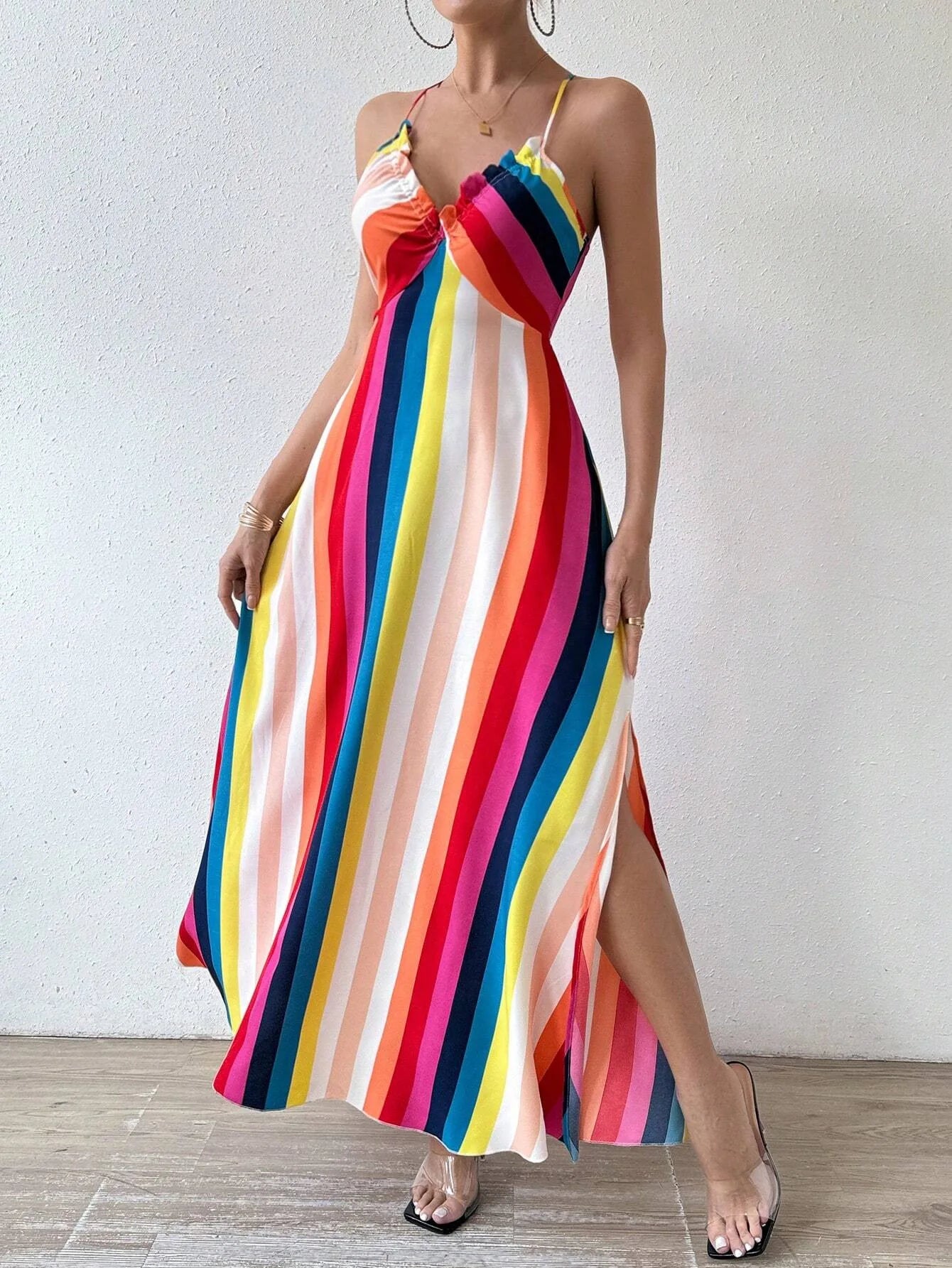 Vestido Longo Feminino Estampado com Decote Halter