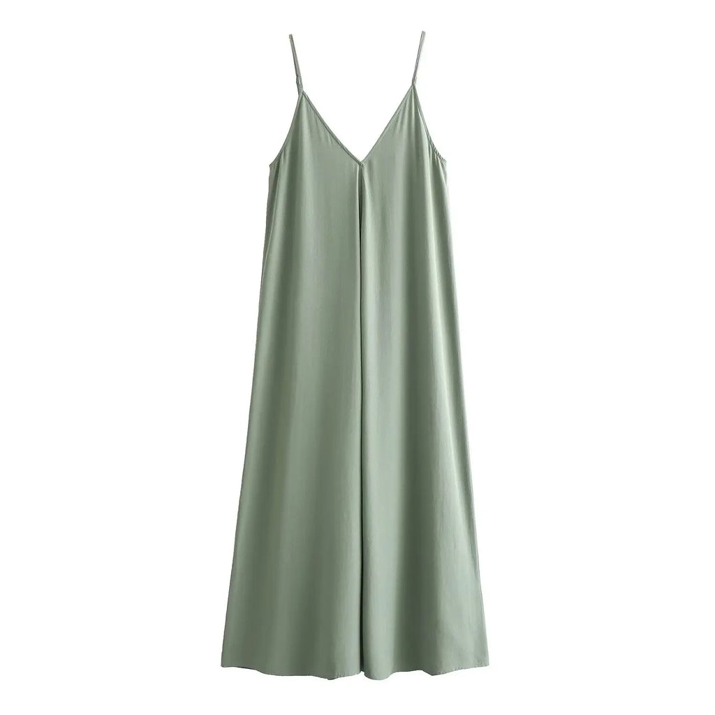 Vestido Longo Preto com Decote V e Costas Abertas – Elegância Leve para o Verão