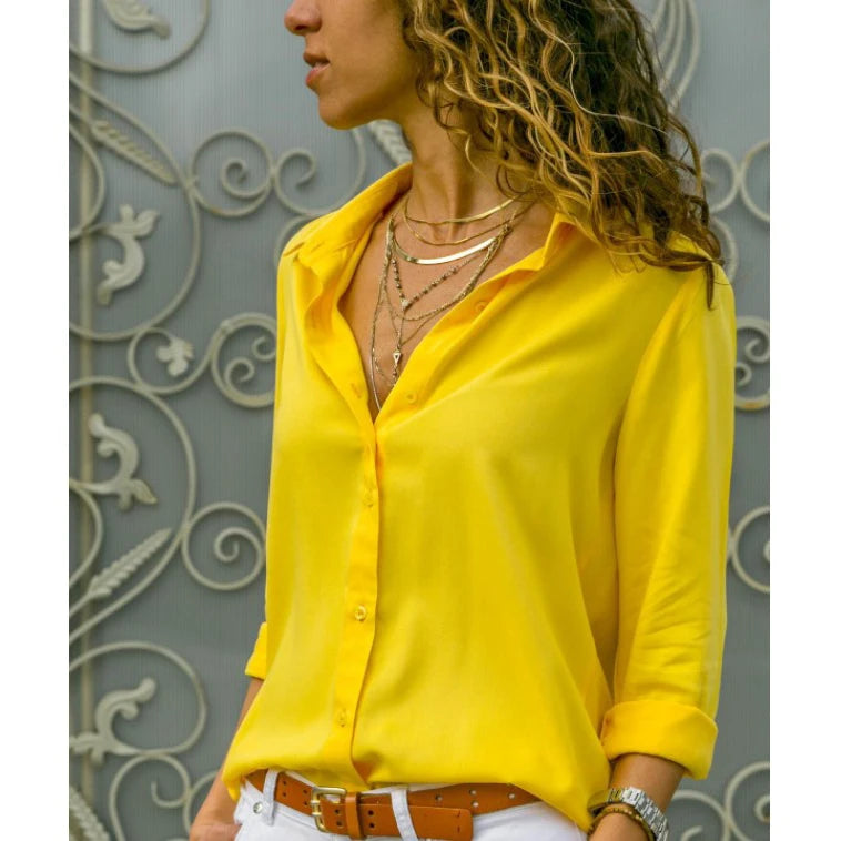 Camisa Feminina Vintage com Gola Polo – Elegante, Confortável e Versátil para o Dia a Dia
