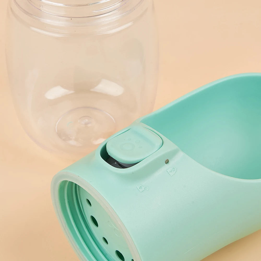Garrafa de Água Portátil para Pets – Bebedouro Antivazamento para Passeios, Viagens e Aventuras com Seu Cão ou Gato