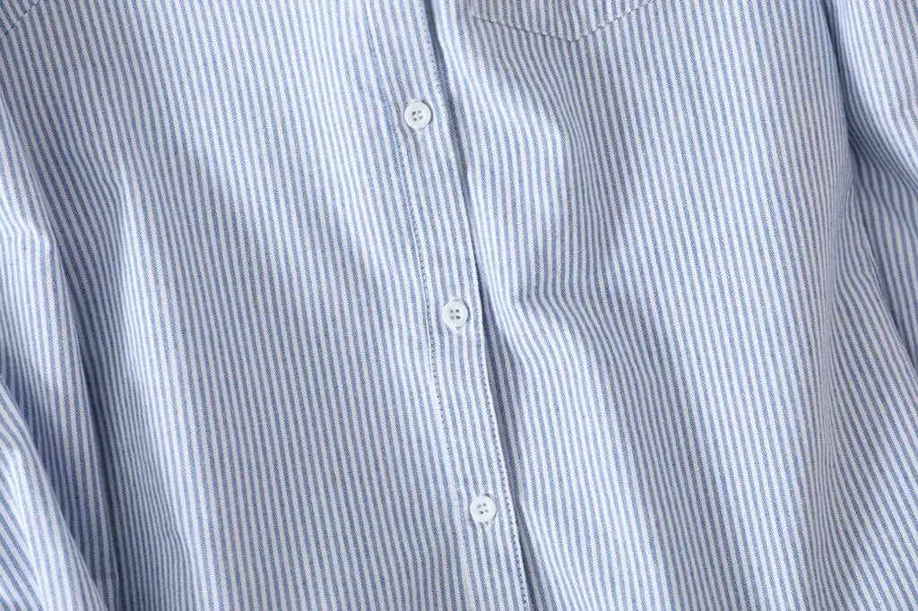 Camisa Feminina Casual em Algodão Oxford – Clássica, Confortável e Atemporal