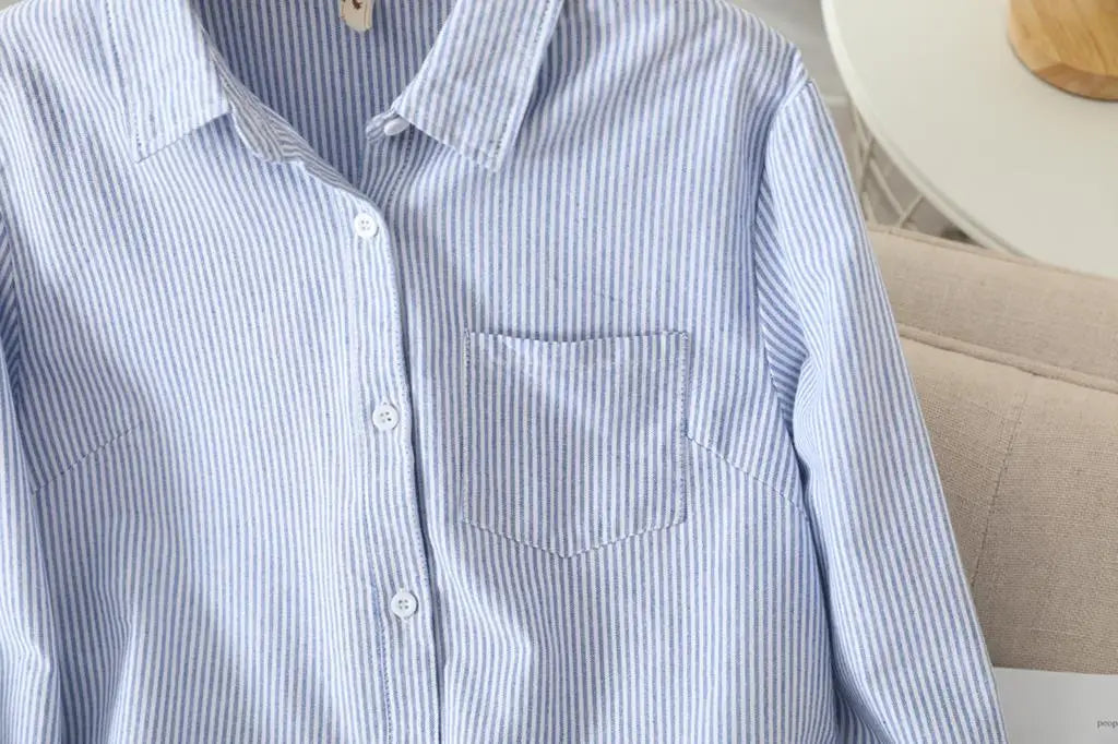 Camisa Feminina Casual em Algodão Oxford – Clássica, Confortável e Atemporal