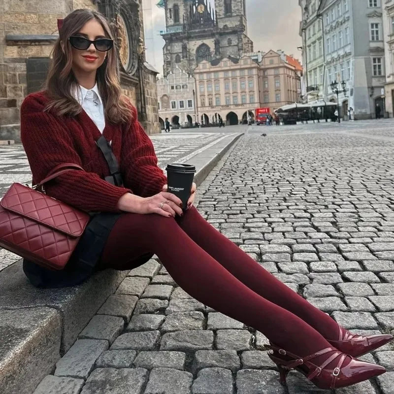 Meia‑Calça Feminina Aveludada 80D – Conforto, Elasticidade e Cobertura Elegante para o Dia a Dia